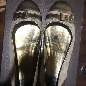 Gucci leather and canvas ballet flat